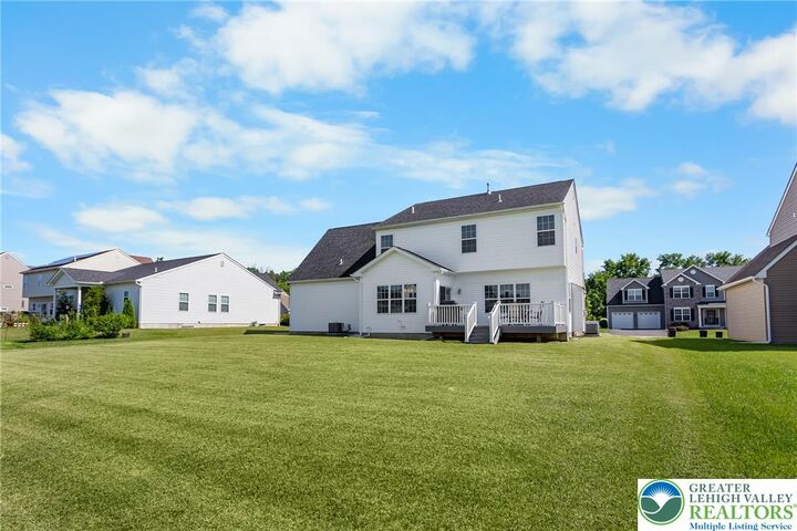 Property Photo:  540 Chief Tatamy Street  PA 18045 
