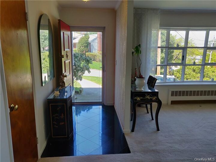 Property Photo:  61 Homecrest Oval  NY 10703 