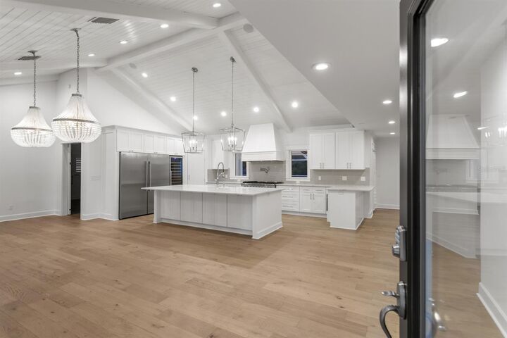 Property Photo:  4415 W Clear Avenue  FL 33629 