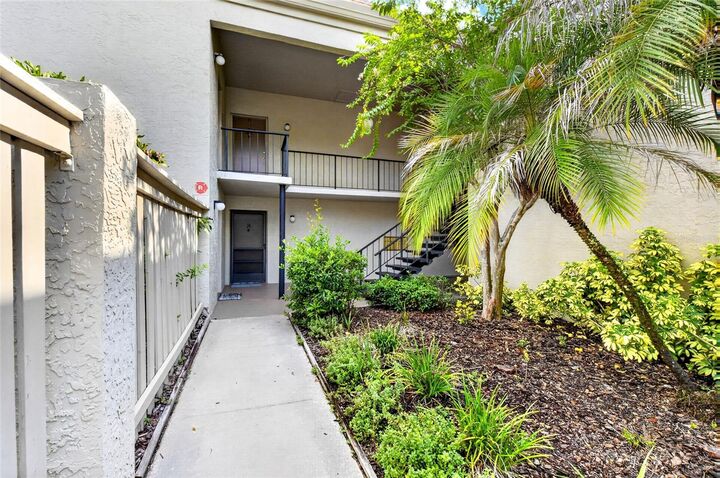 Property Photo: 3272 S Semoran Boulevard 11 FL 32822