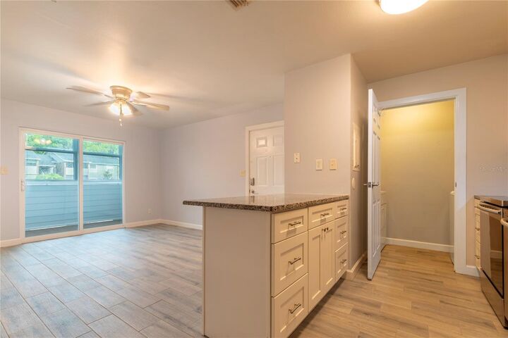 Property Photo: 1400 Gandy Boulevard N 1010 FL 33702