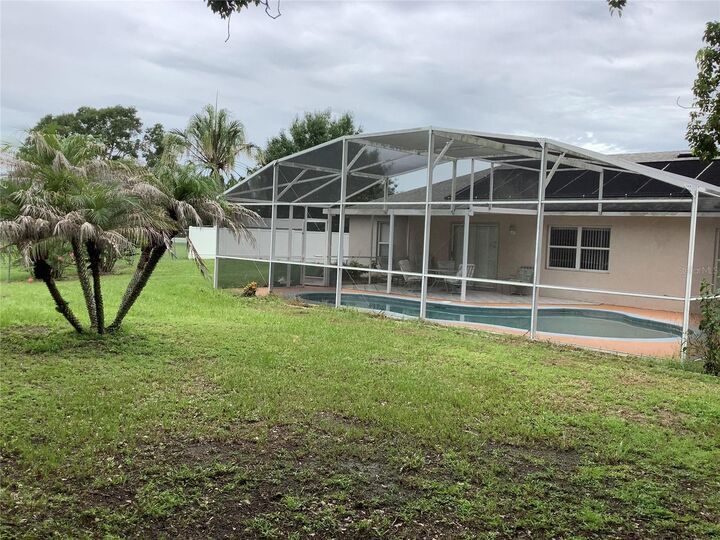 Property Photo:  665 Stevelynn Circle  FL 34787 