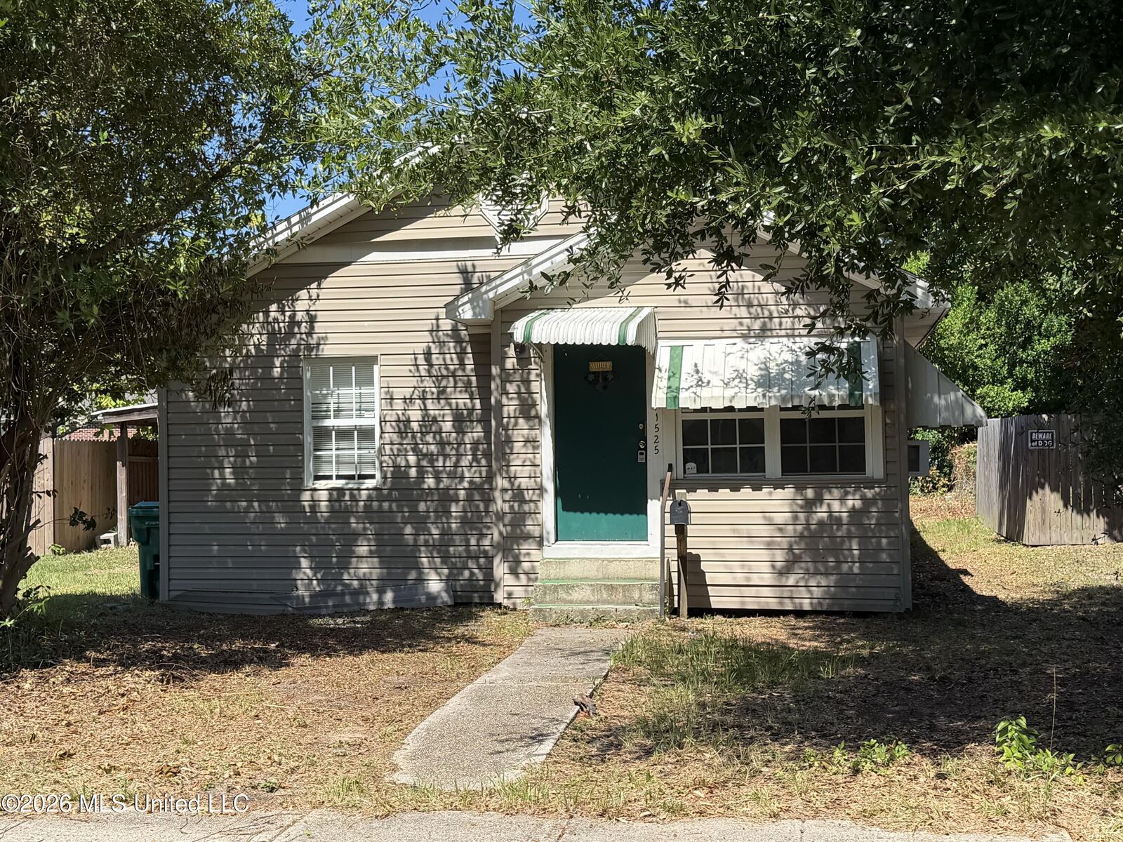 Property Photo:  1525 Oleander Avenue  MS 39501 