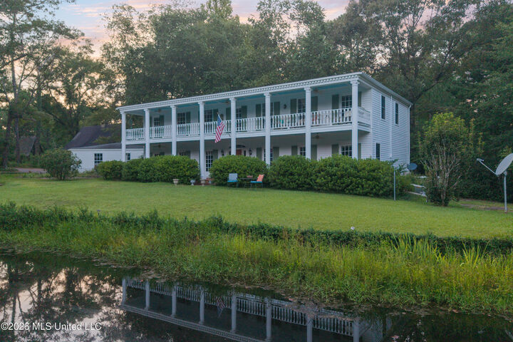 Property Photo:  1223 W Wire Road  MS 39573 