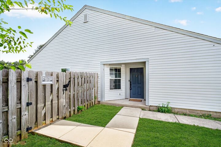 Property Photo: 10960 Bellflower Court IN 46235