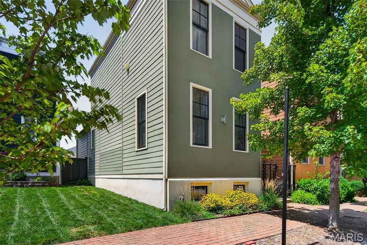 Property Photo: 3471 Hiram Street MO 63301