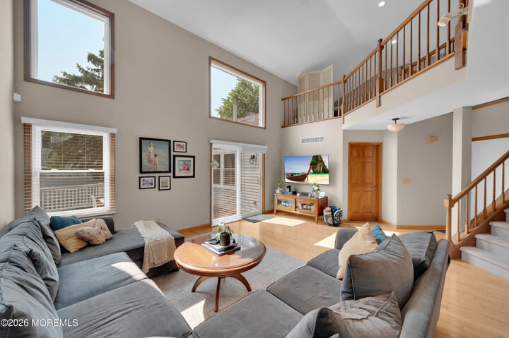 Property Photo:  65 Claridge Court  NJ 08753 