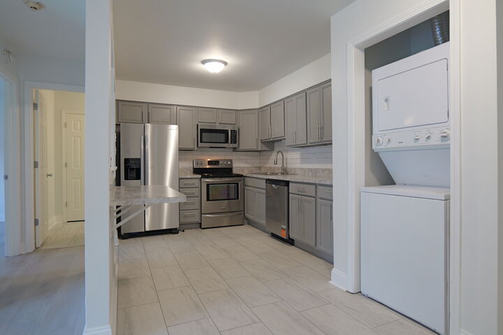 Property Photo:  143 W Elk Trail 141  IL 60188 