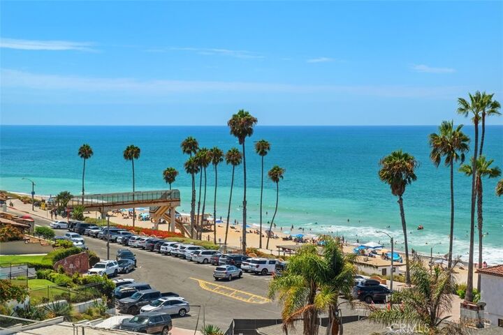 Property Photo: 410 Pasadena Ct 15 CA 92672