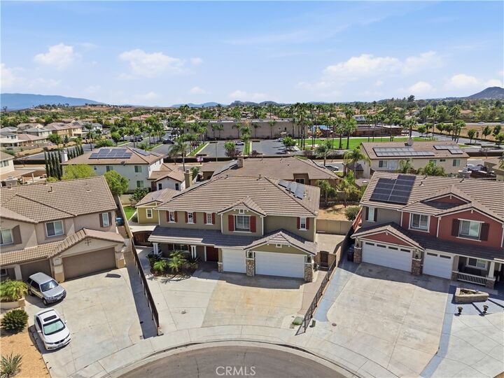 Property Photo:  32856 Whitehaven Court  CA 92584 