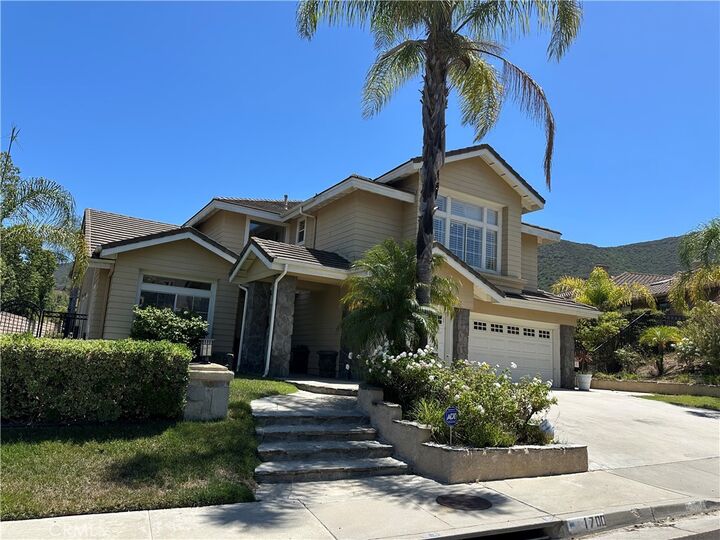 Property Photo: 1700 Bronzewood Court CA 91320