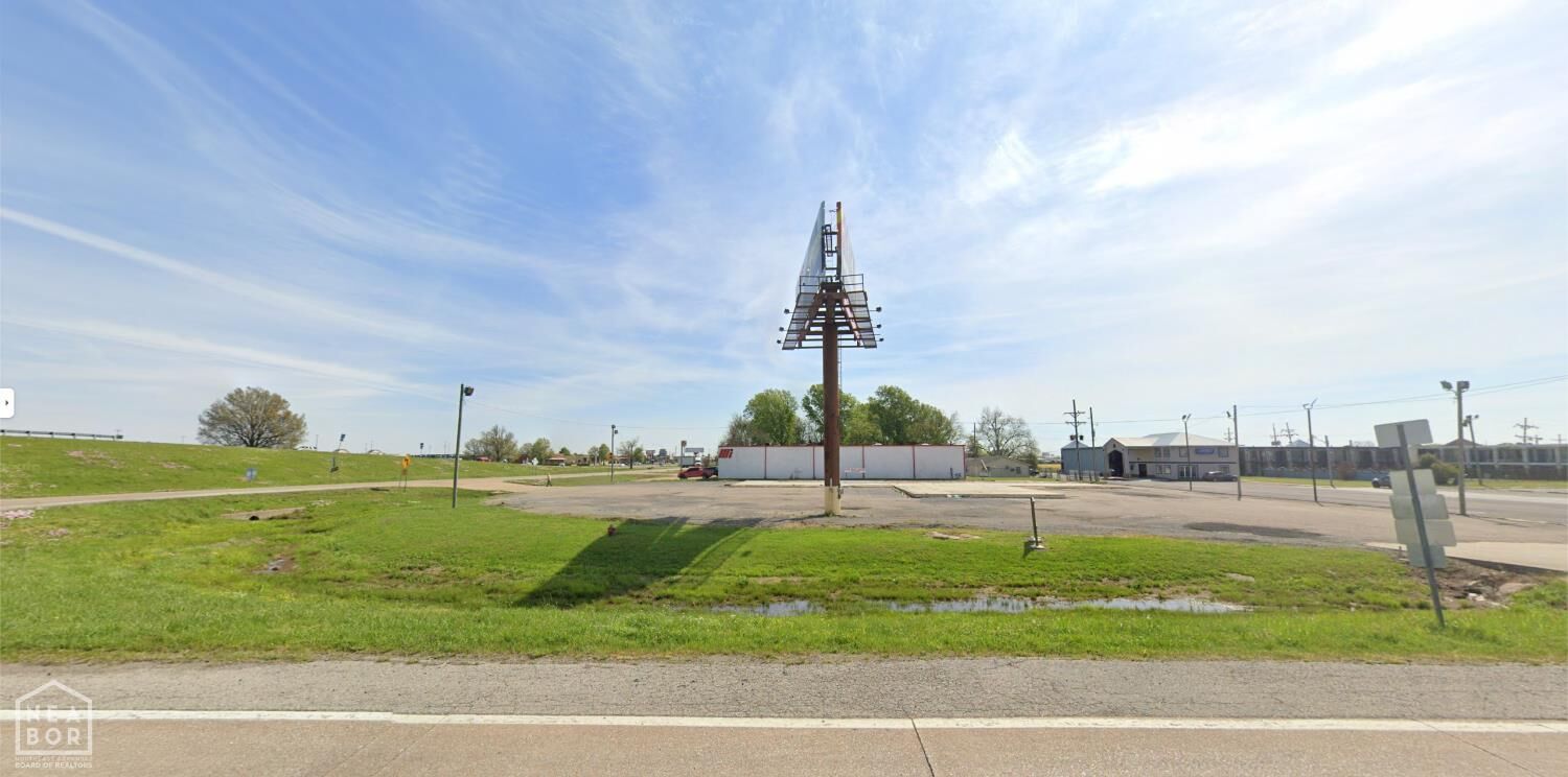 Property Photo: 100 S Service Road AR 72315