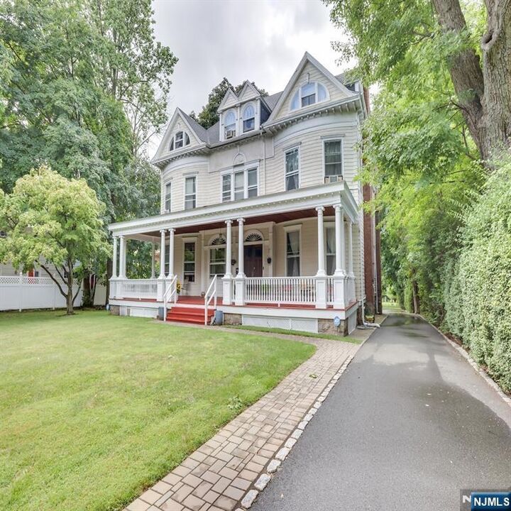 Property Photo:  413 Centre Street  NJ 07079 