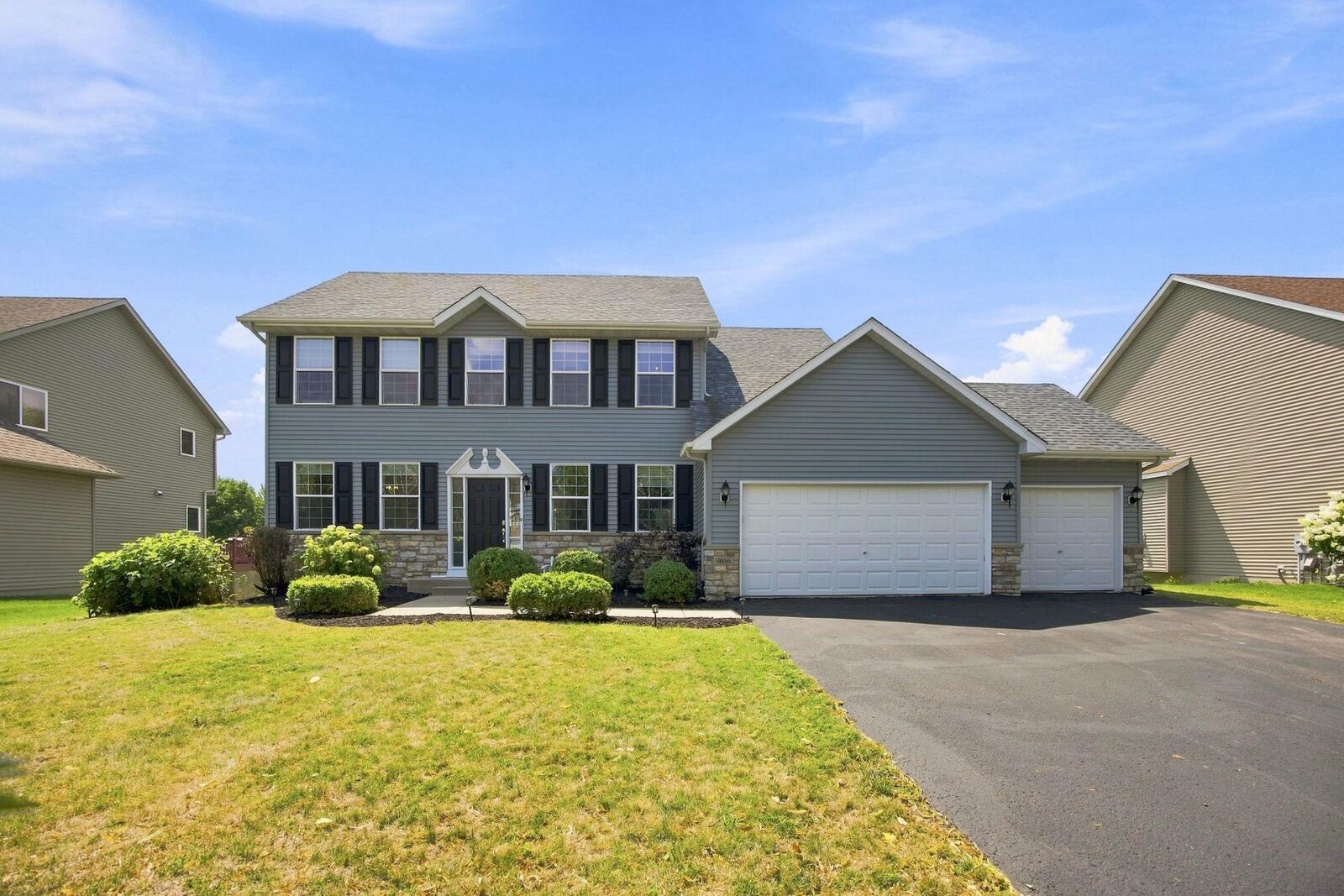 Property Photo: 9646 Gander Lane MN 55375