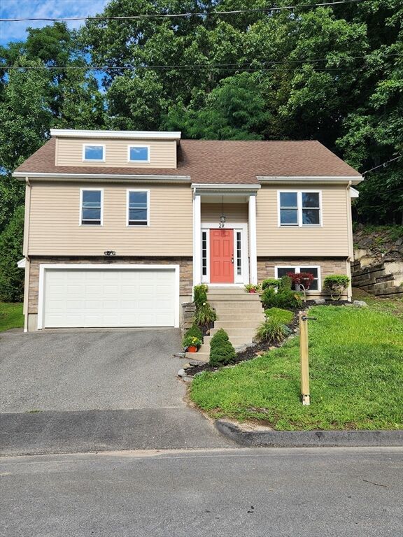Property Photo: 29 Buckley Rd MA 01602