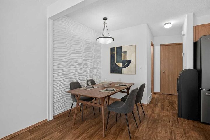 Property Photo: 2337 Eversyde Avenue SW AB T2Y 4S4
