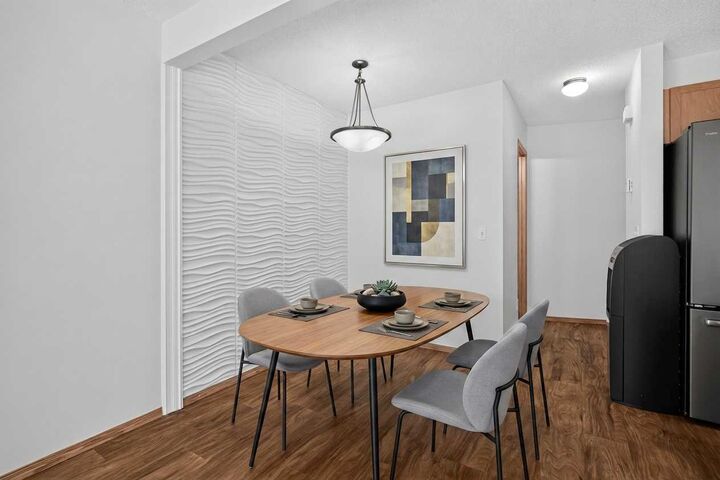Property Photo: 2337 Eversyde Avenue SW AB T2Y 4S4