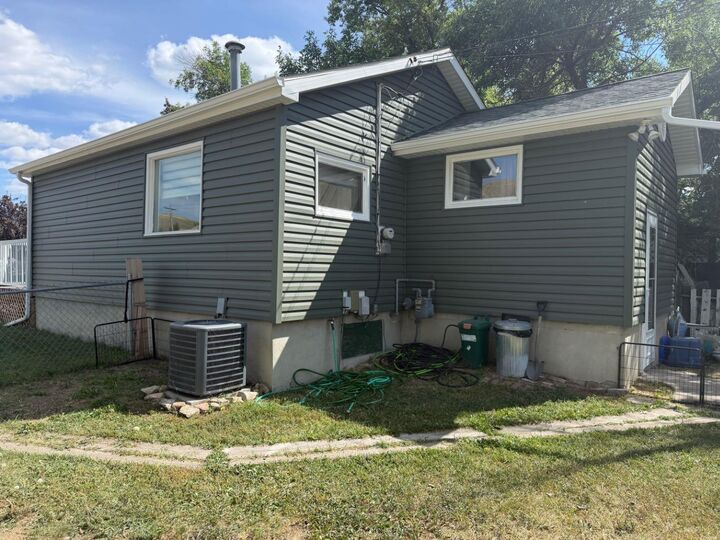 Property Photo: 97 Villa Street AB T0J 0Y1
