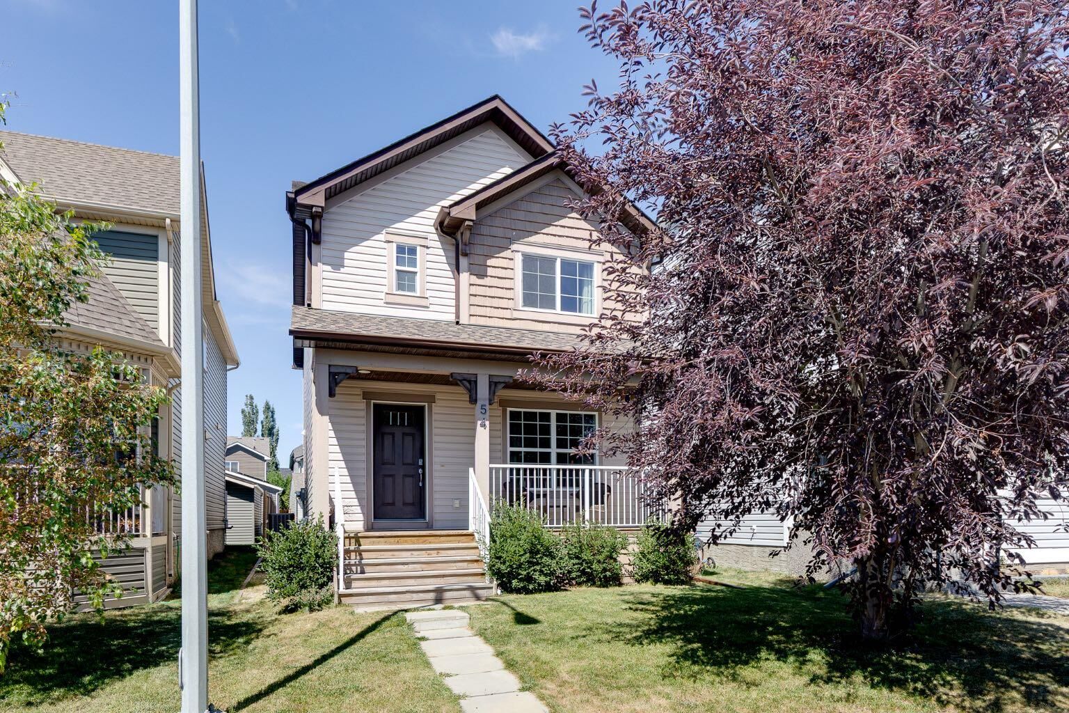 Property Photo: 54 Autumn View SE AB T3M 0P1
