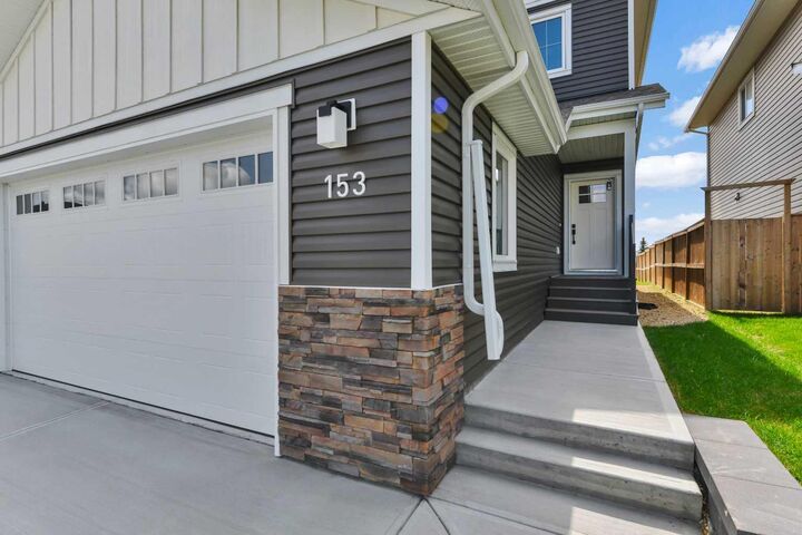 Property Photo:  153 Norseman Close  AB T4G 0G5 