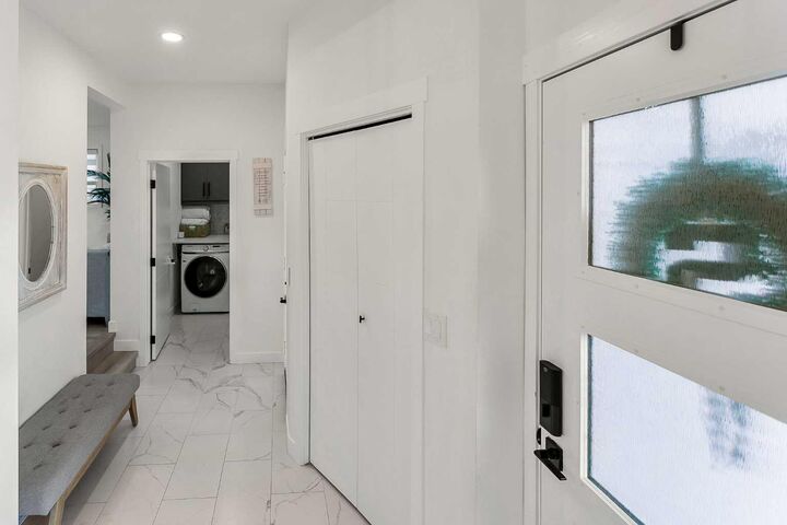 Property Photo: 59 Rivercroft Close SE AB T2C 3X2