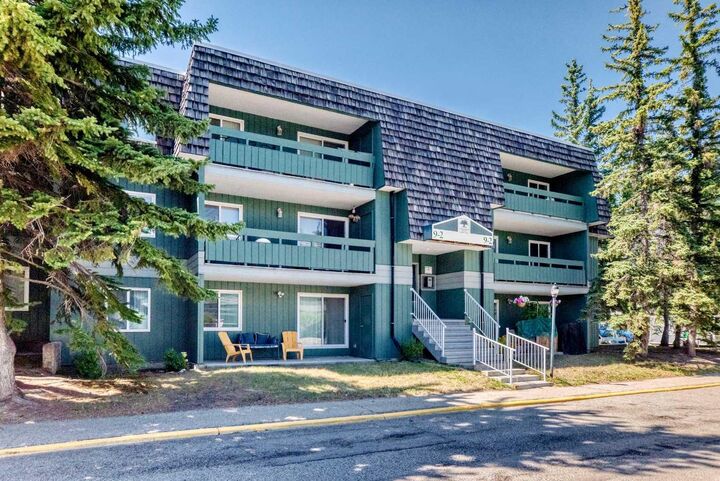 Property Photo:  315 Southampton Drive SW 9106  AB T2W 2T6 