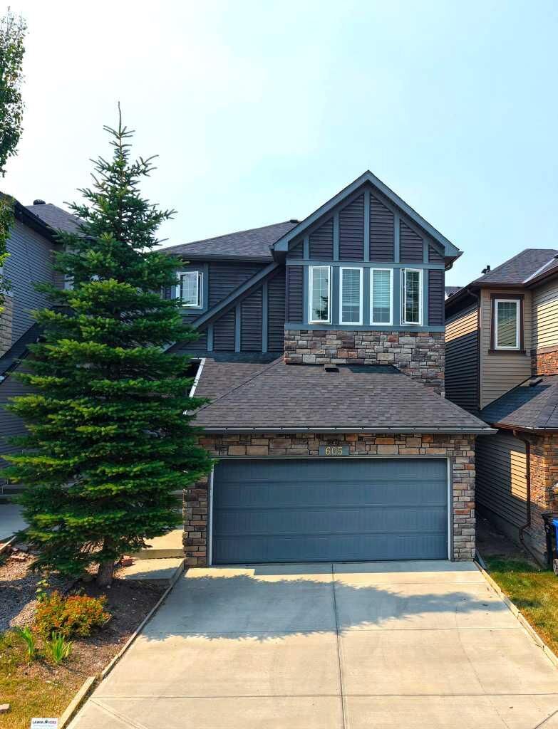 Property Photo: 605 Nolan Hill Boulevard NW AB T3R 0V6