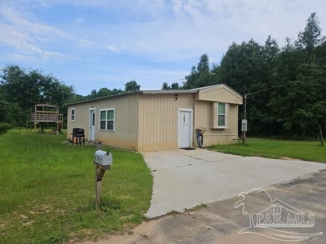 Property Photo:  6790 Gulley Ln  FL 32505 