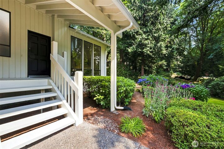 Property Photo: 26340 SE 158 Street WA 98027