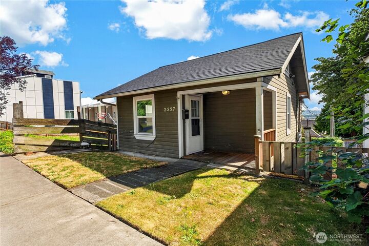 Property Photo: 2327 S G Street WA 98405