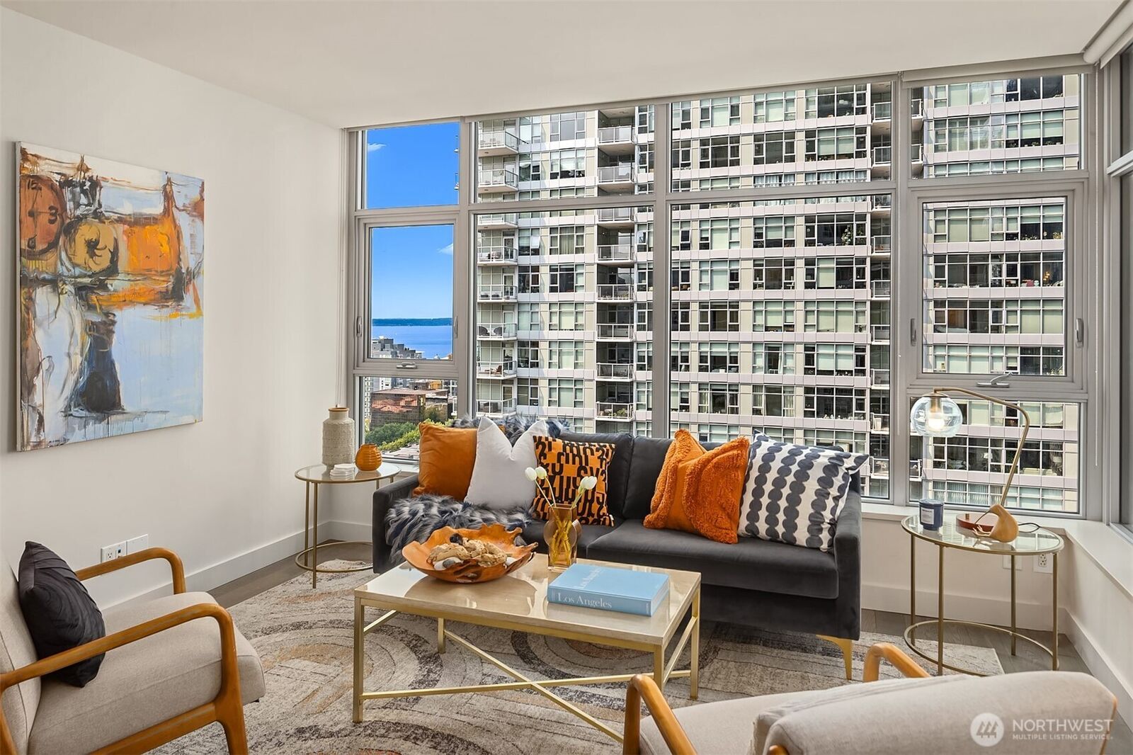 Property Photo: 588 Bell Street 2201S WA 98121