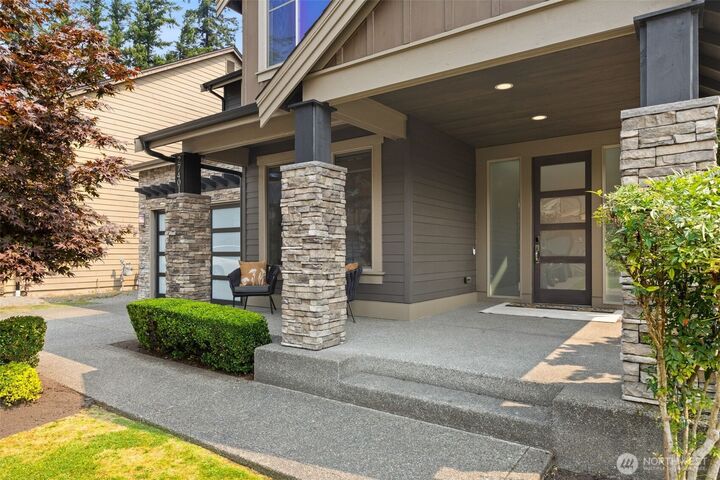 Property Photo: 27401 239th Place SE WA 98038