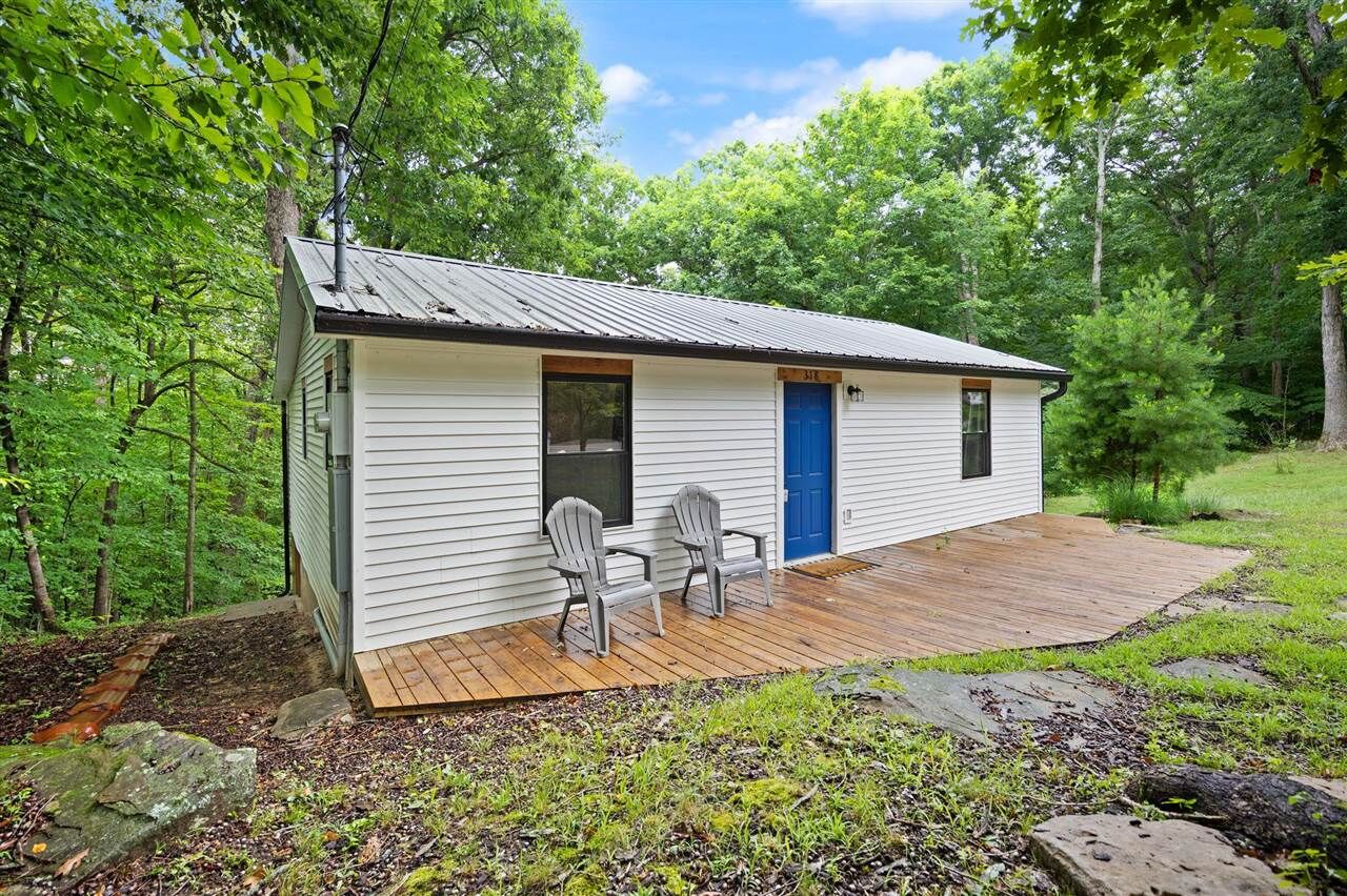 Property Photo:  318 Woodland Drive  KY 42259 