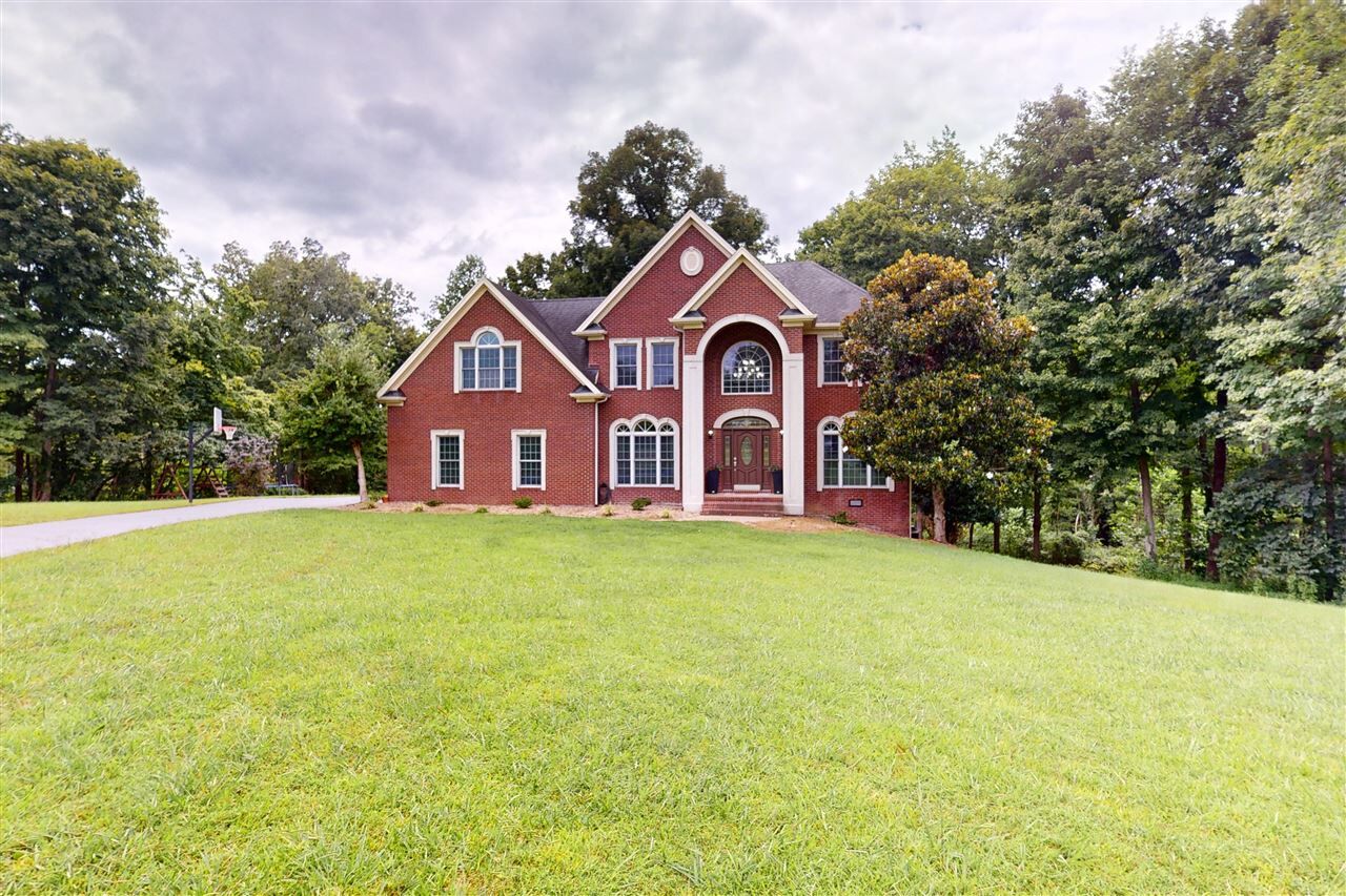 Property Photo:  7997 Bowling Green Road  KY 42154 