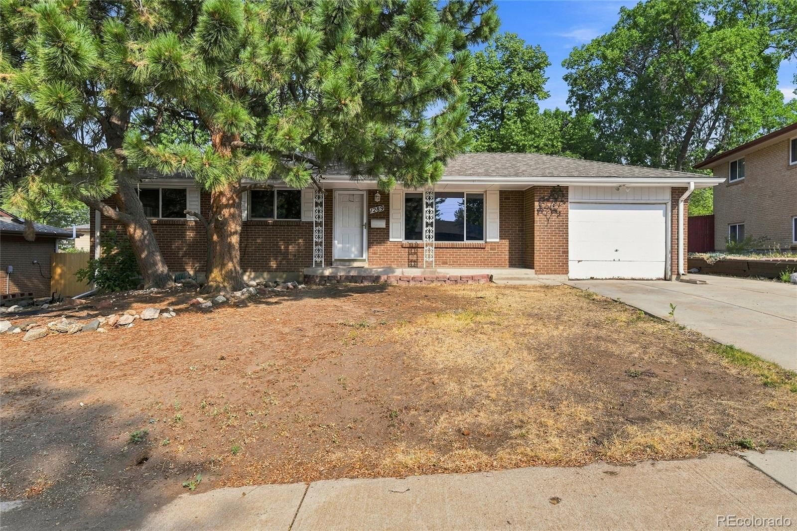Property Photo:  1289 S Drexel Way  CO 80232 