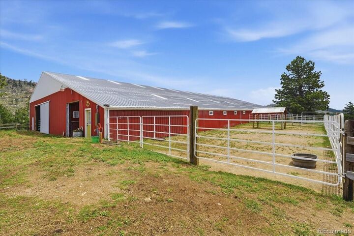 Property Photo:  89 Aspen Leaf Lane  CO 80512 