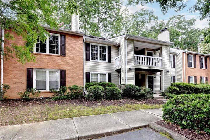Property Photo: 283 Patriot Ln B VA 23185