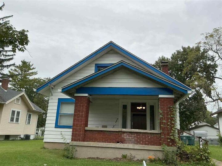 Property Photo:  726 SW A Street  IN 47374 