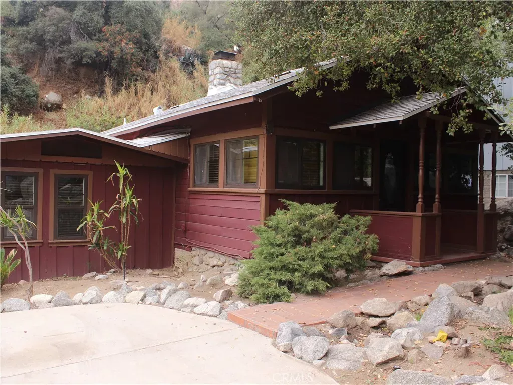 Property Photo: 705 Brookside CA 91024