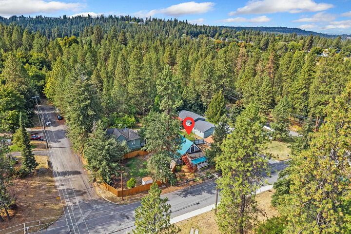 Property Photo: 1418 S Milton St WA 99224