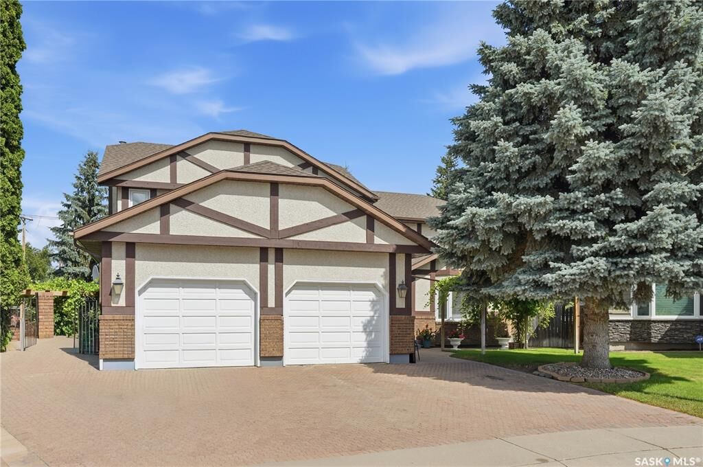 Property Photo: 3230 Calder Terrace SK S7J 4W9