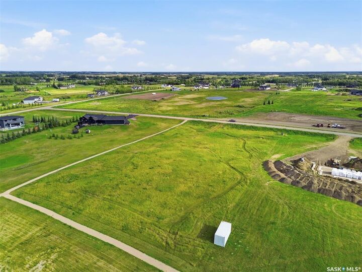 Property Photo:  6 Grandview Lane  SK S7T 0W5 