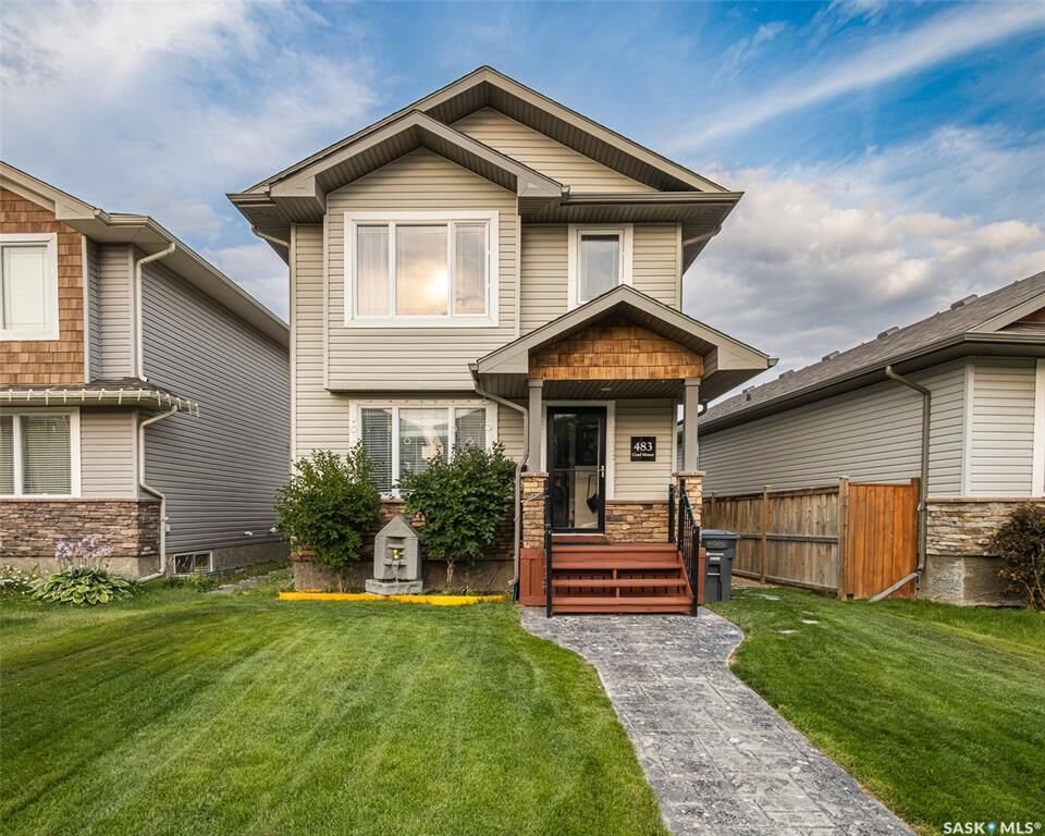Property Photo: 483 Coad Manor SK S7R 0A8