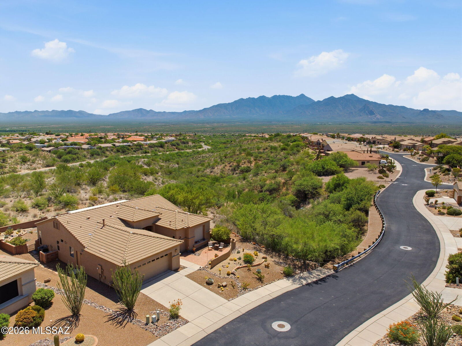 Property Photo:  2250 W Calle Casas Lindas  AZ 85622 