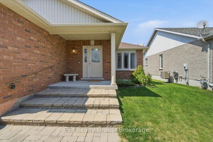 Property Photo:  55 Gavey Street  ON K8N 0L8 