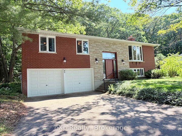 Property Photo:  55 Wilshier Boulevard  ON P1L 1L2 