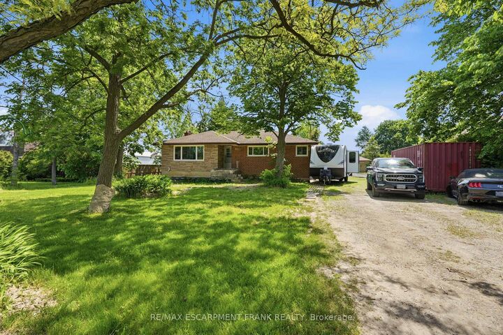Property Photo: 589 Glover Road ON L0R 1P0