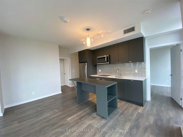 Property Photo: 56 Forest Manor Road 1502 ON M2J 1M6