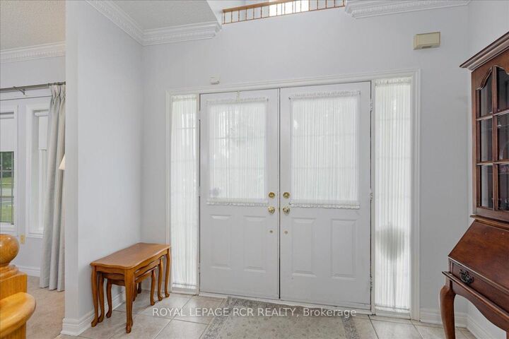 Property Photo:  332 King Street  ON L0G 1M0 