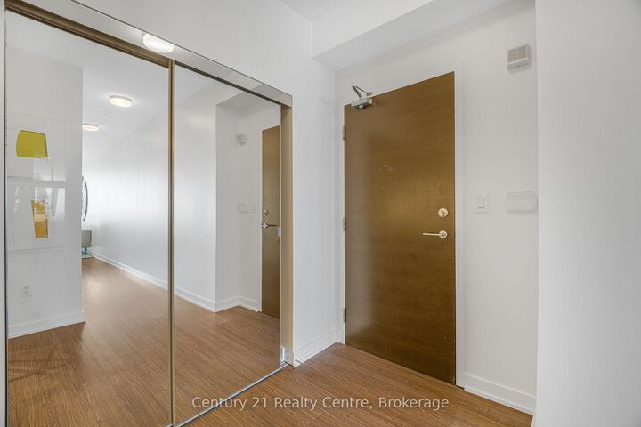Property Photo: 21 Iceboat Terrace 3307 ON M5V 4A9